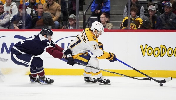 Blackwood has 38 saves in debut, Avalanche beat Predators 5